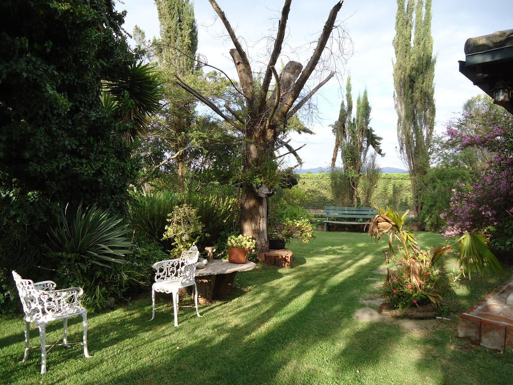Hostal Saint Mary'S Tababela Exterior photo